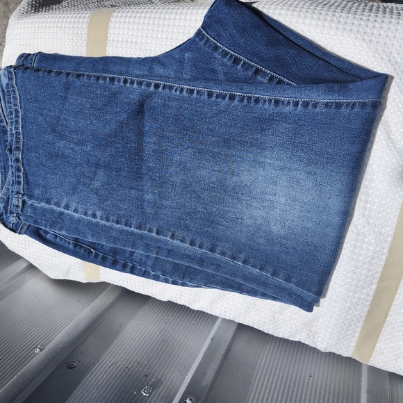 St. John's Bay Slim Plus Size Blue Jeans Classic Denim - Picture 8 of 8